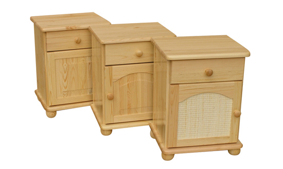 Matratzen Möbel aus Kieferholz auf Maß Betten Schränke Stühle Hersteller Polen